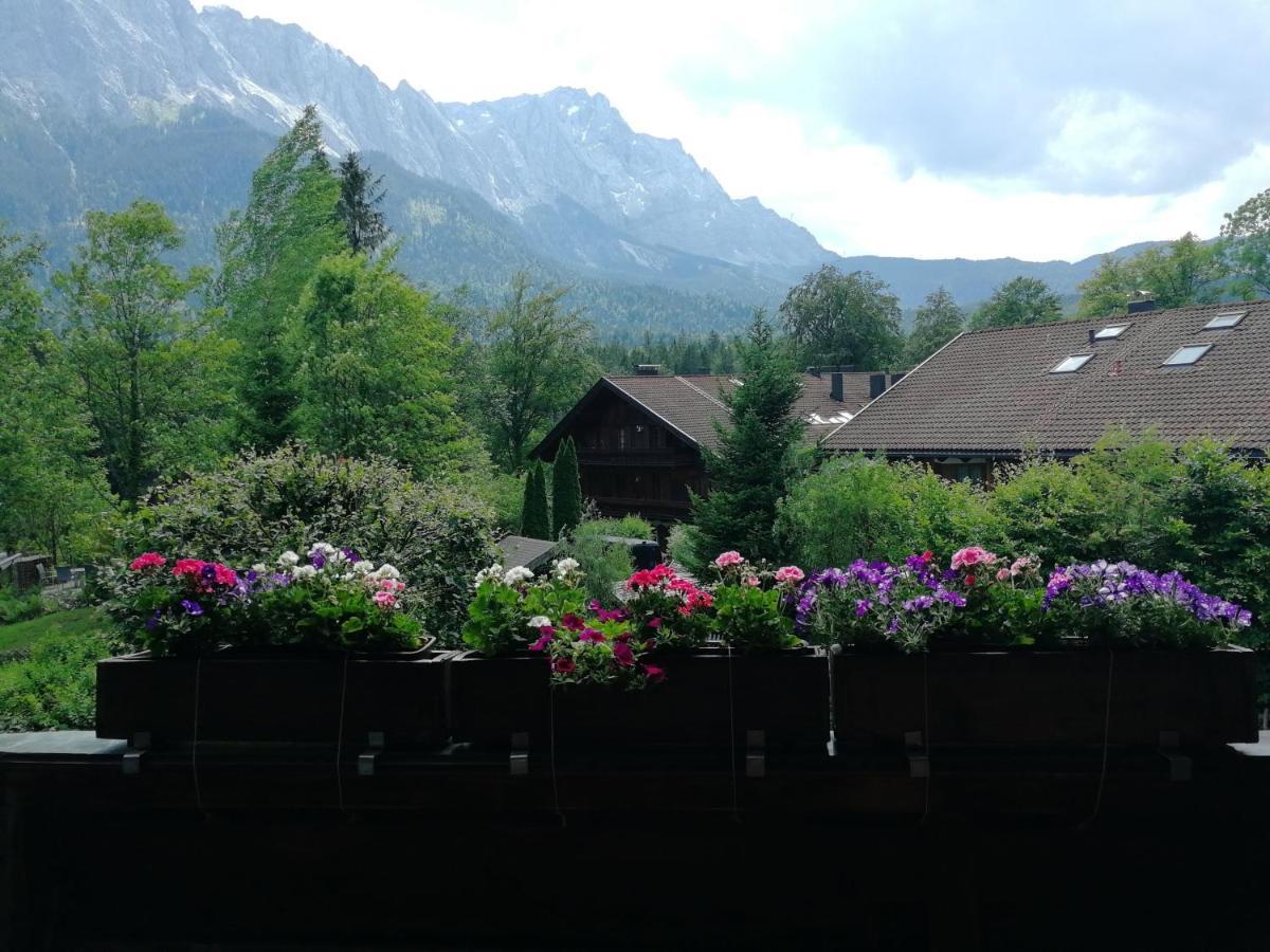 Landhaus Steinbrech Hotel Grainau Exterior photo